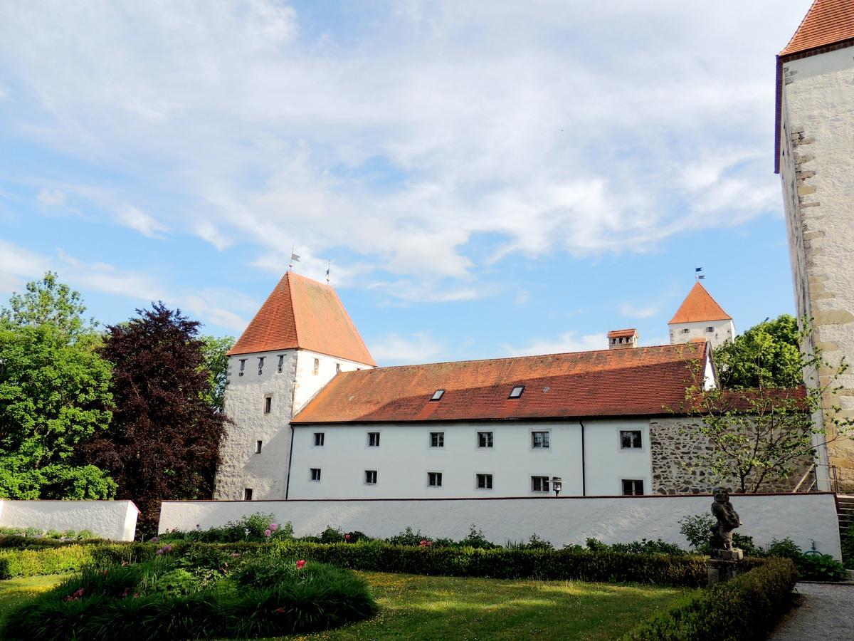 Gaestehaus Maelzerei Auf Schloss 뉴버그엠인 외부 사진